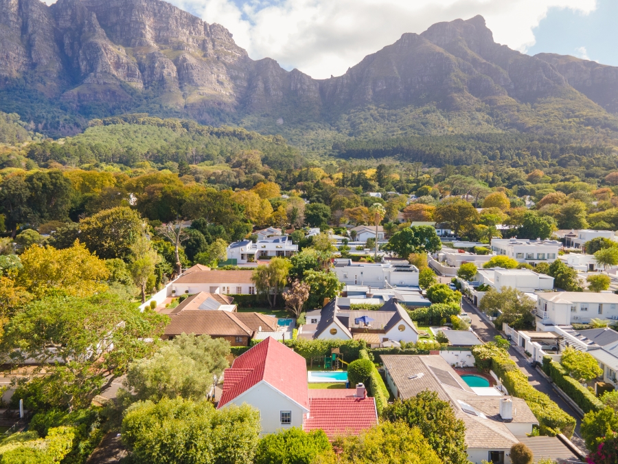 4 Bedroom Property for Sale in Newlands Western Cape